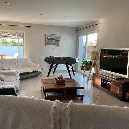 Maison Avec Piscine Privee 펜션