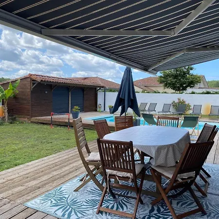 Maison Avec Piscine Privee 펜션 미미장플라즈